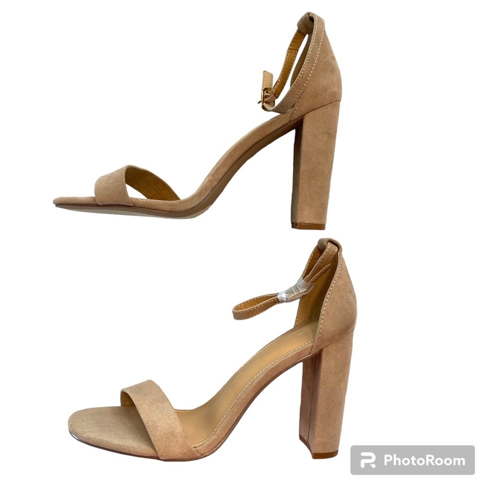 NWT JF high heel sandals chunky heel open toe SZ 7.